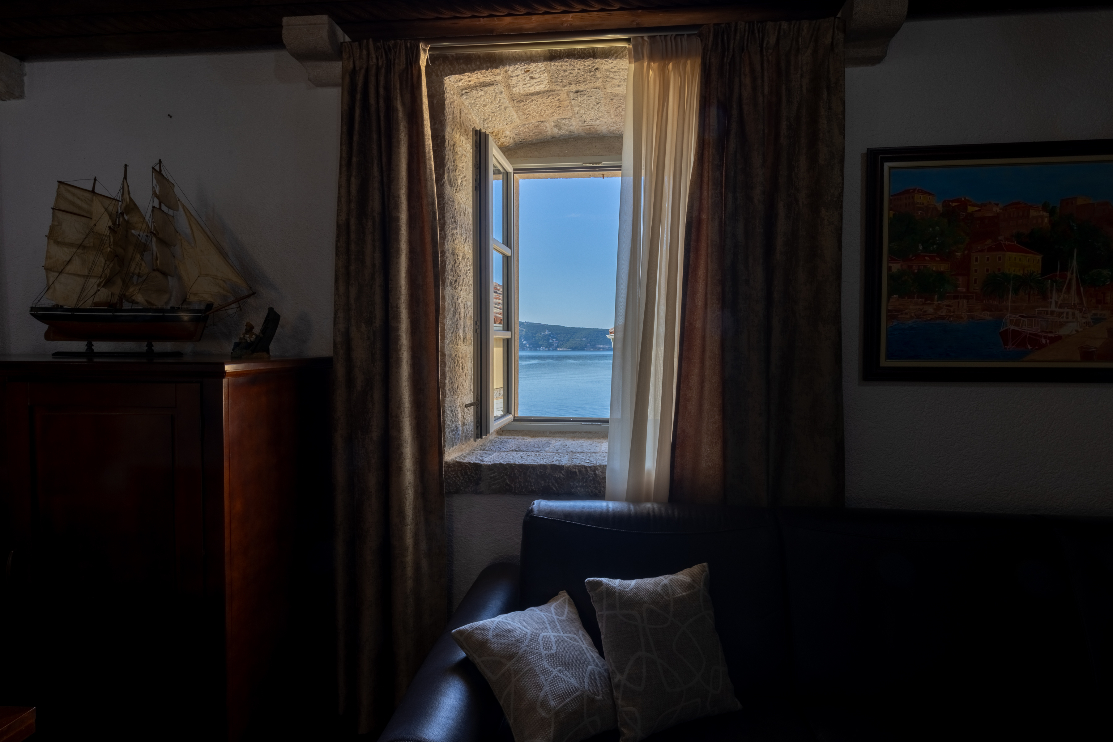 Heritage interior — photo 5